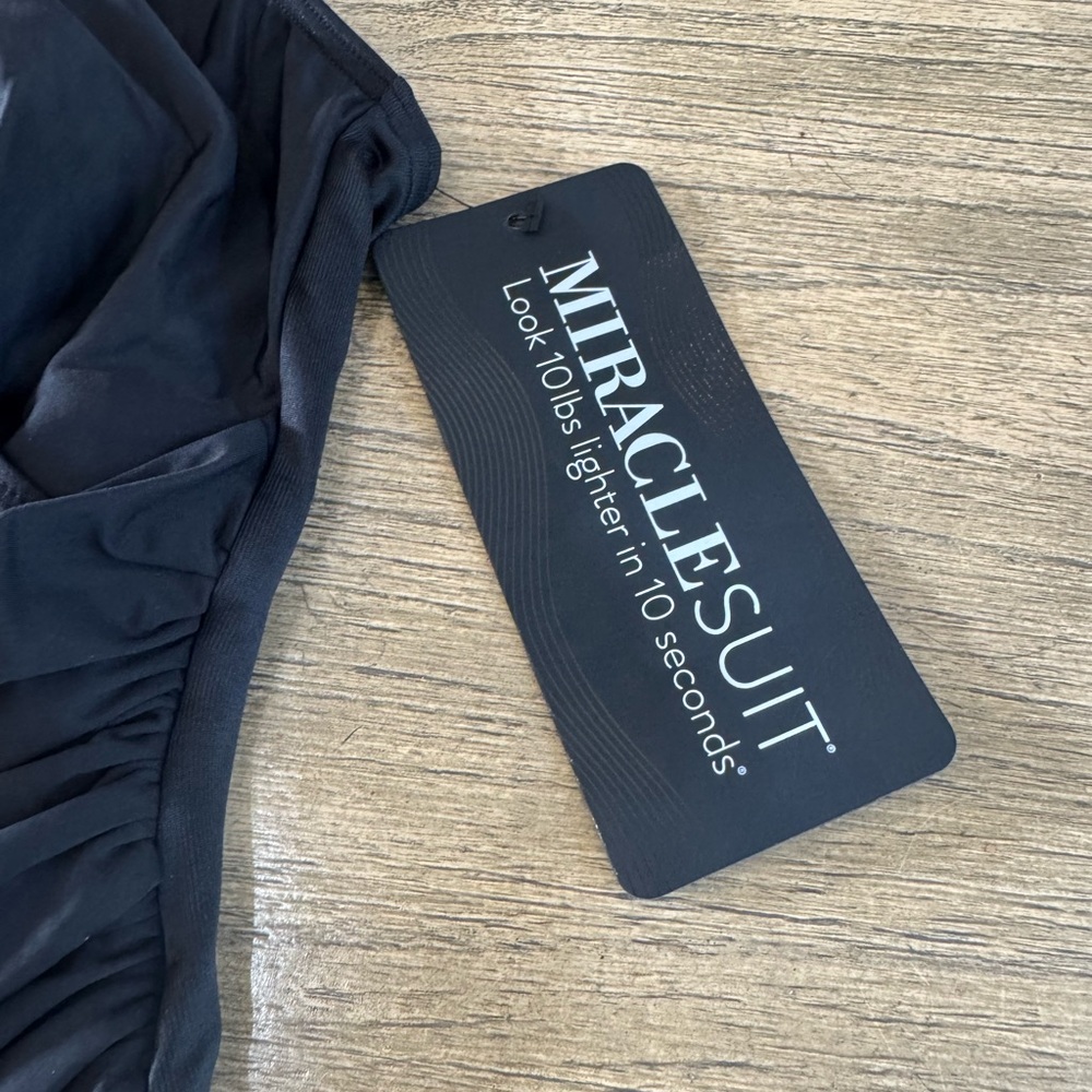 MiracleSuit Oceanus Cinching Swimsuit size 10 - Picture 10 of 13